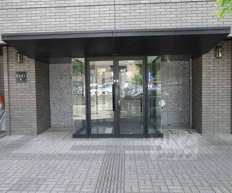 KINDIII北館の外観写真