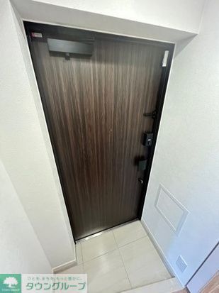 ＪＲ中央線 東中野駅 徒歩10分 11階建 築3年の玄関写真