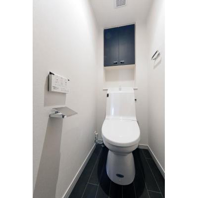トイレ　別部屋参考写真です。