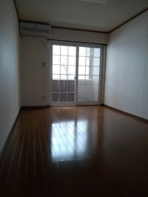 H・Flensiaの居間写真
