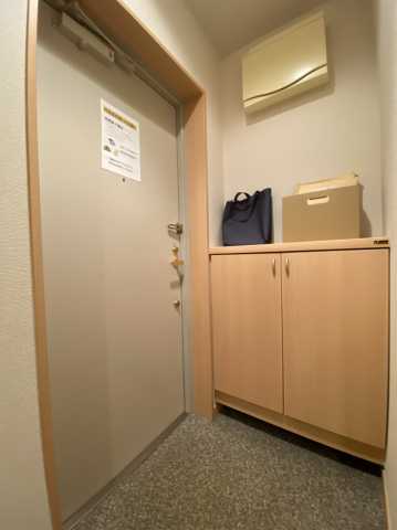 玄関　クレアシオン南大塚