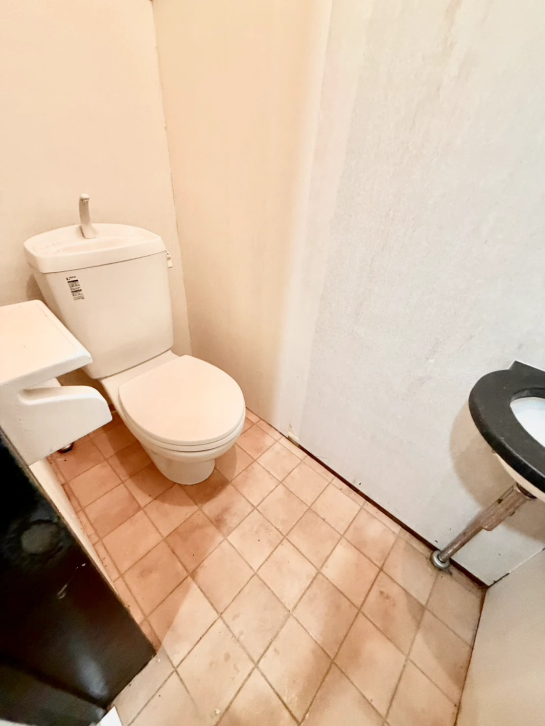 服部南町3丁目戸建のトイレ写真