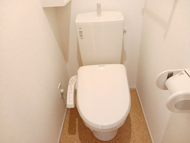 トイレ　コンパクトで使いやすいトイレです