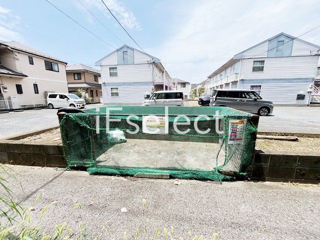 その他共有部分　敷地内ゴミ置き場があります