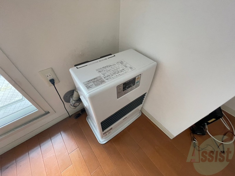 その他設備　灯油暖房がついており、寒い日も安心です！