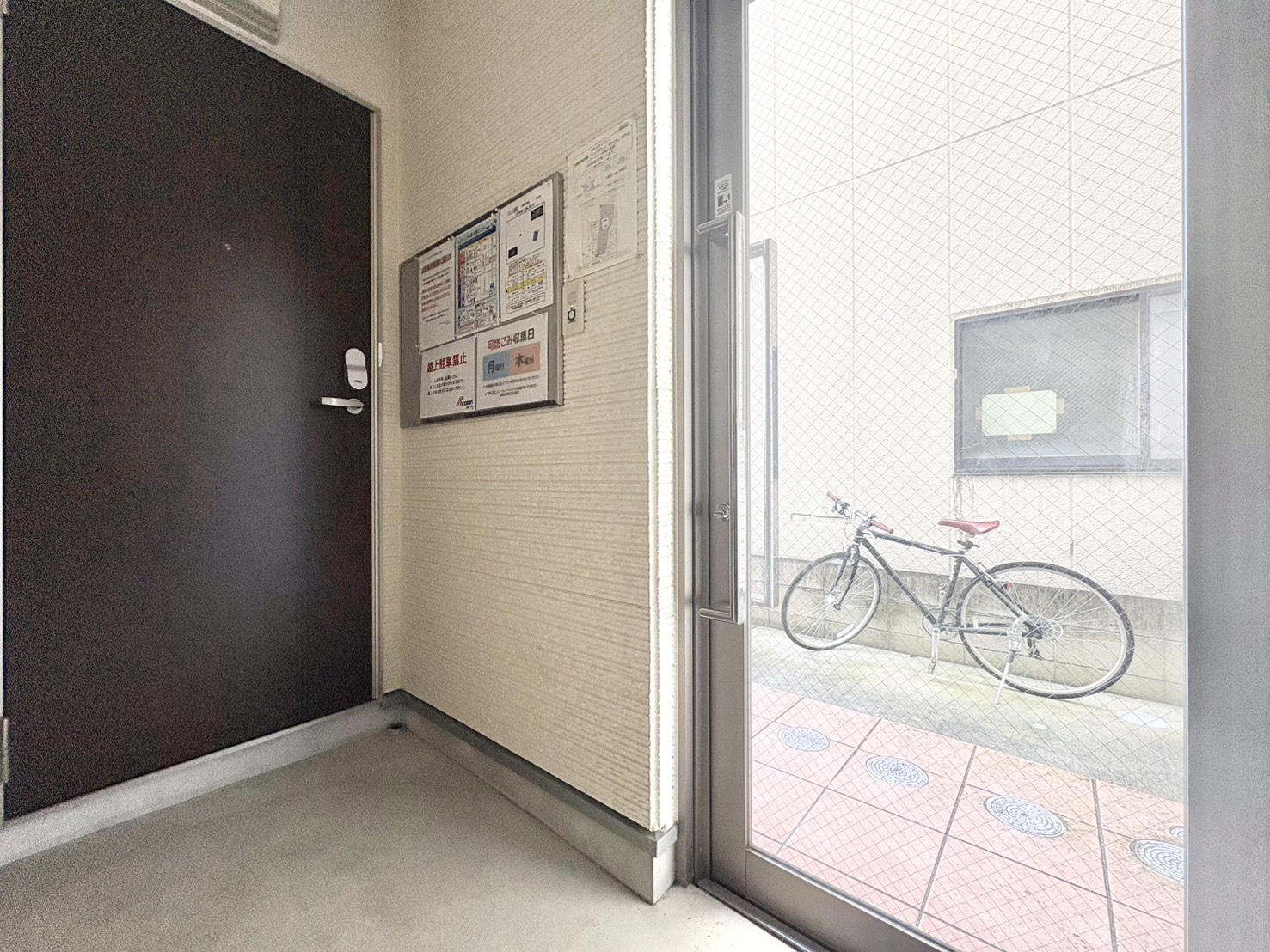 エントランス