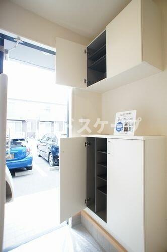 ＪＲ上越線 高崎問屋町駅 徒歩29分 2階建 築16年の玄関写真