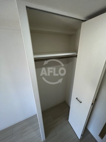 収納　エスリード新福島　クローゼット