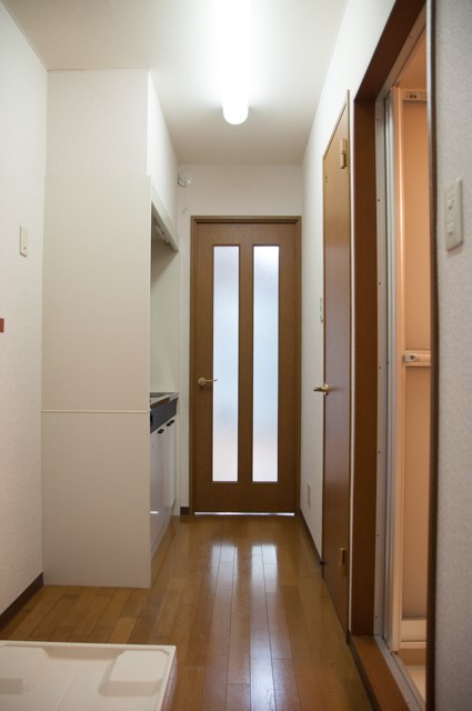 その他部屋・スペース　廊下　※写真は今回募集の部屋とは異なります