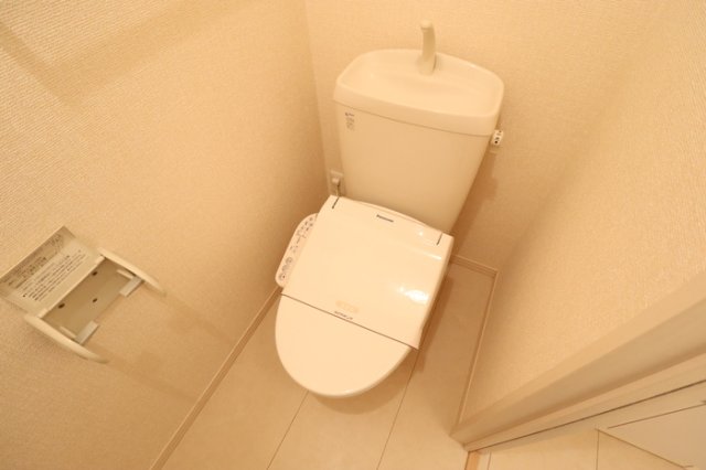 ＪＲ中央線 武蔵境駅 徒歩22分 2階建 築20年のトイレ写真