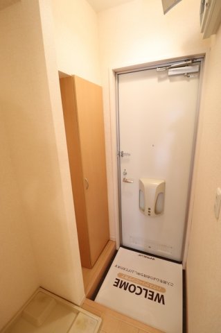 ＪＲ中央線 武蔵境駅 徒歩22分 2階建 築20年の玄関写真