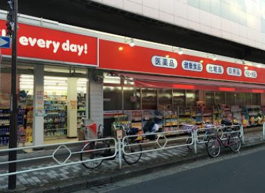 ドラックストア　くすりの福太郎東向島店（ドラッグストア）まで362m