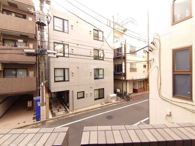 眺望　ルーブル大塚伍番館