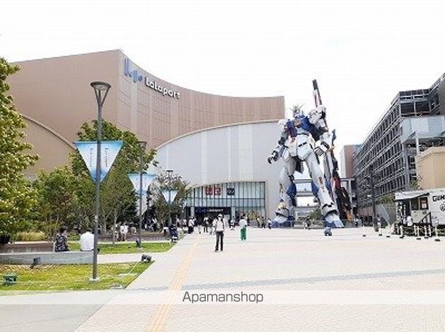ショッピングセンター　ららぽーと福岡（ショッピングセンター）まで2000m