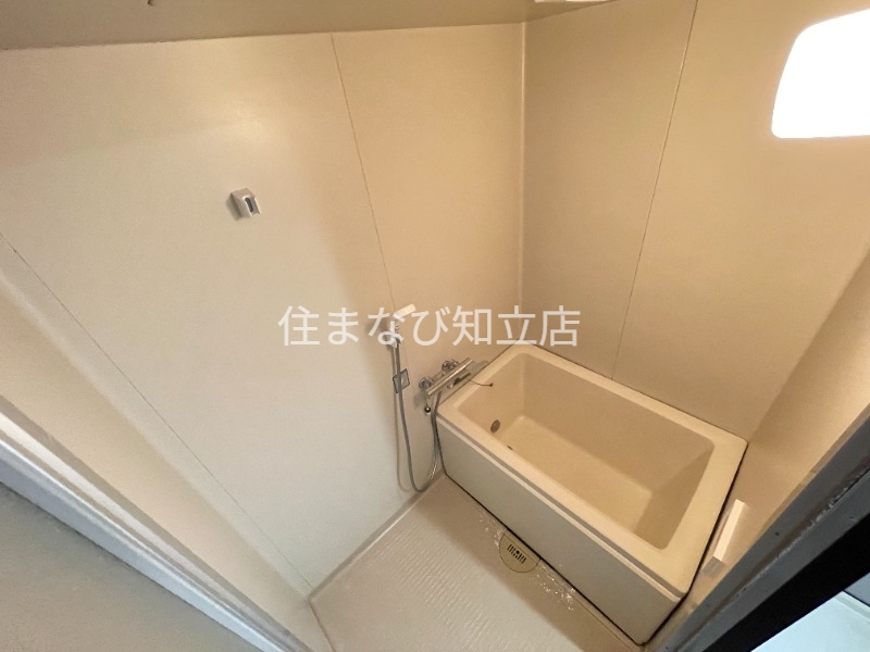 バス・シャワールーム　同型別部屋写真