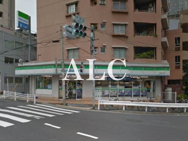 コンビニ　ファミリーマート新宿弁天町店（コンビニ）まで457m