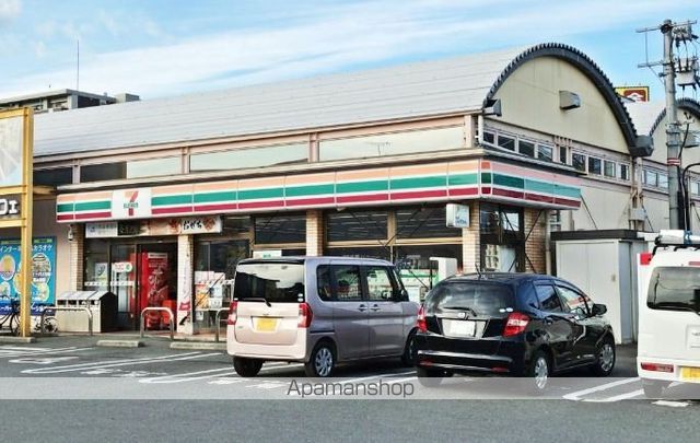 コンビニ　セブンイレブン熊本出仲間６丁目店（コンビニ）まで92m