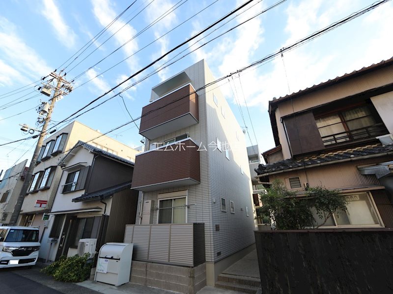 建物外観　外観　オートロックTVモニターホン宅配BOX完備