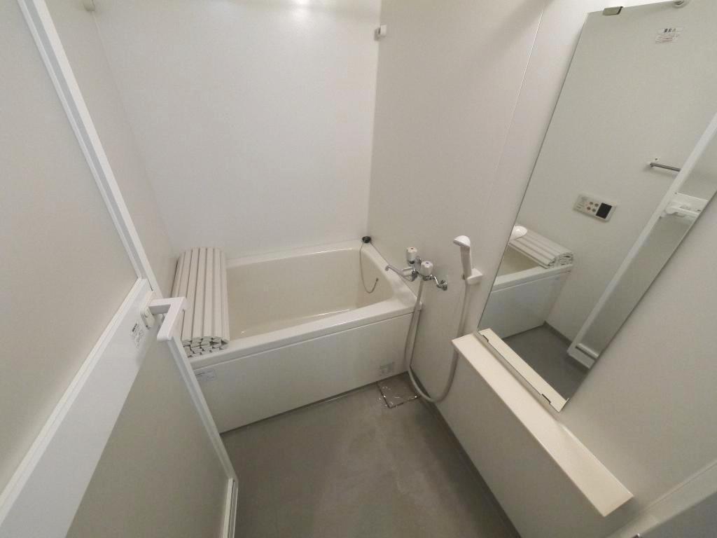 ガーデンコート岐阜屋弐番館の風呂写真
