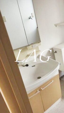 洗面設備　洗面台です。