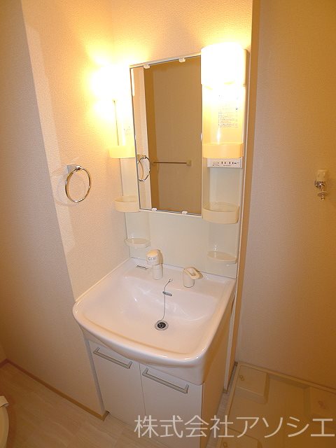 洗面設備　シャンプードレッサー