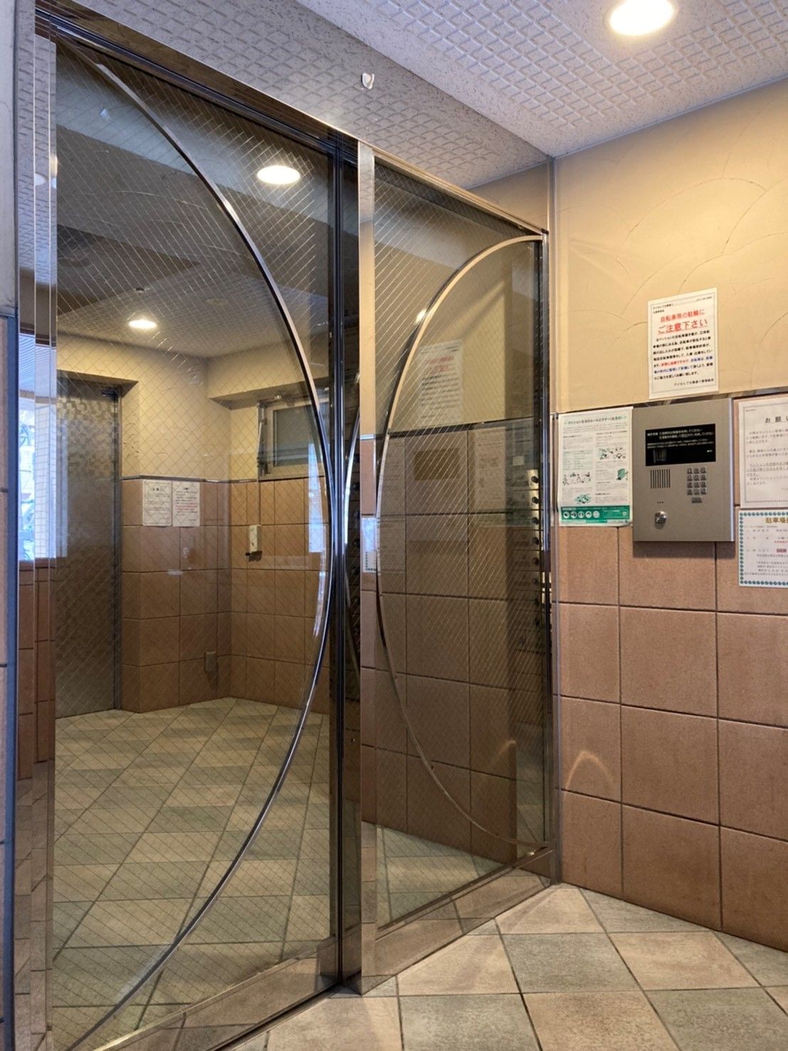 ロビー　安心オートロック☆