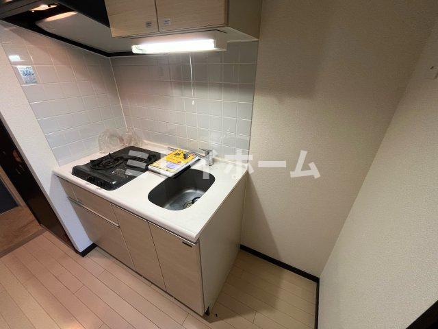 キッチン　同建物内、別のお部屋の参考写真になります。