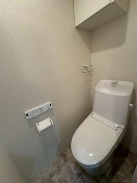 ＪＲ山陽本線 東福山駅 徒歩18分 3階建 築1年のトイレ写真