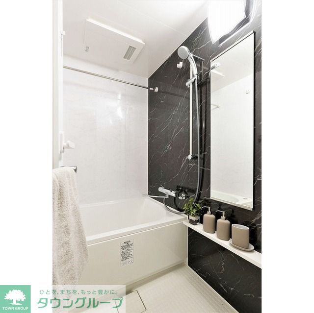 バス・シャワールーム　家具・調度品等は実際の賃貸住戸には含まれておりません。