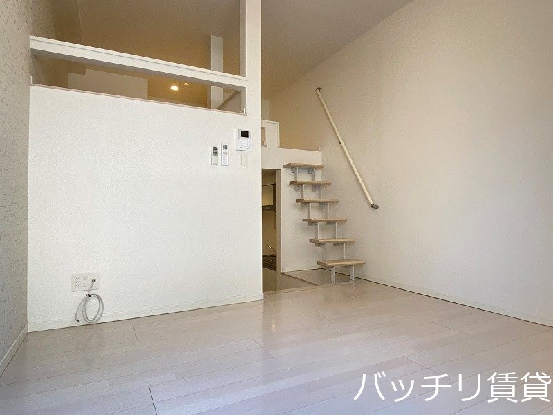 居室・リビング　同型タイプの為、現状を優先いたします。