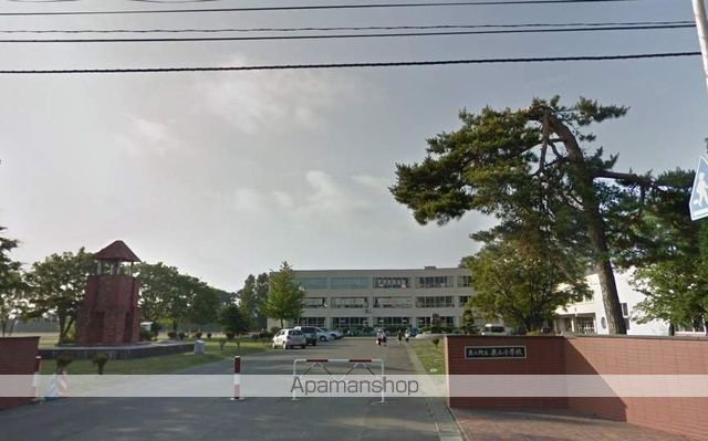 小学校　栗山小学校（小学校）まで564m