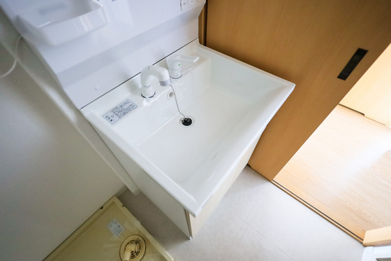 洗面設備　※別部屋の写真です