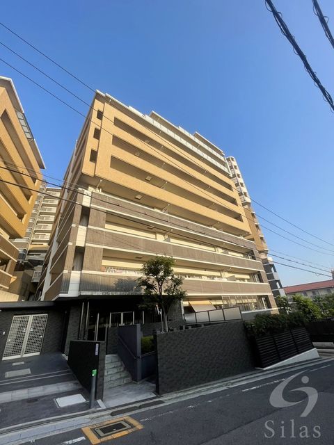 【堺市西区上野芝町のマンションの建物外観】