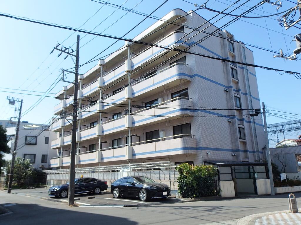 糸川マンションの建物外観