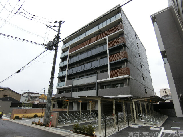 プレサンスTHE KYOTO東福寺EASTの建物外観