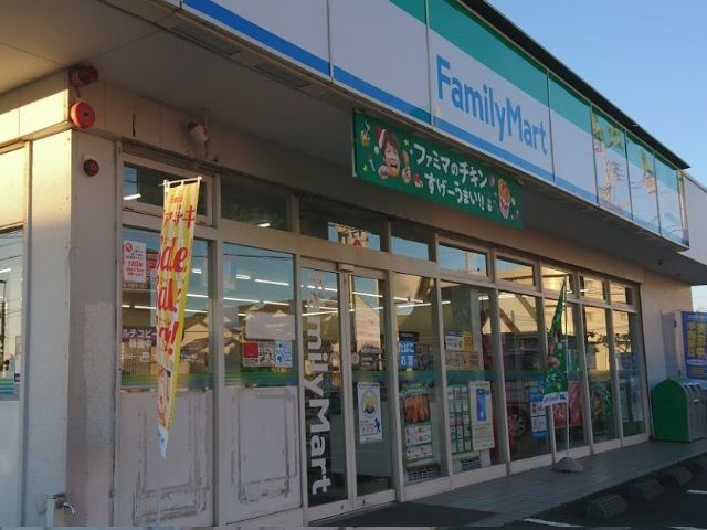 【御前崎市池新田のアパートのコンビニ】