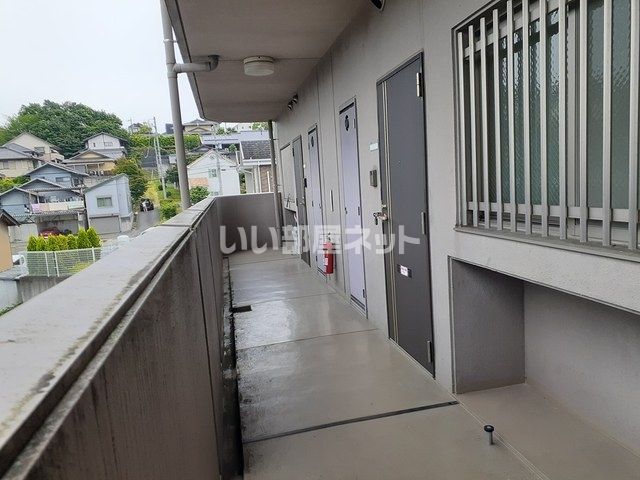 【多治見市明和町のマンションのエントランス】