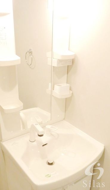 洗面設備　同仕様