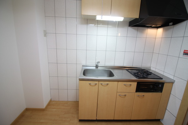 キッチン　２口ガスコンロ付き