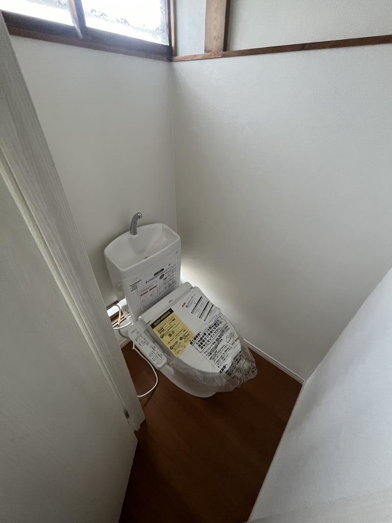 トイレ　ウォシュレット新設