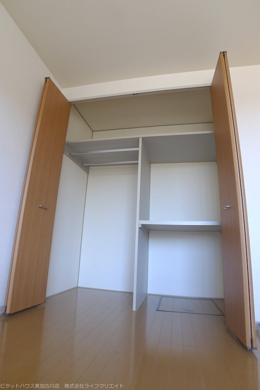 収納　写真は別部屋