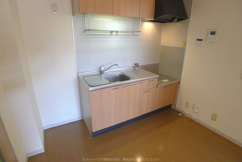 キッチン　写真は別部屋