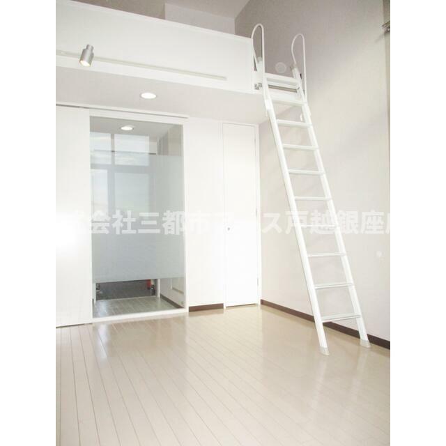 居室・リビング　Ｍｏｏｎｓｈｉｎｙ弐番館