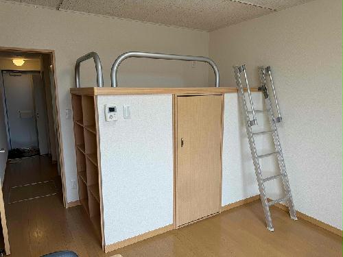 収納　※同タイプ部屋の写真となります（ベッド・収納）