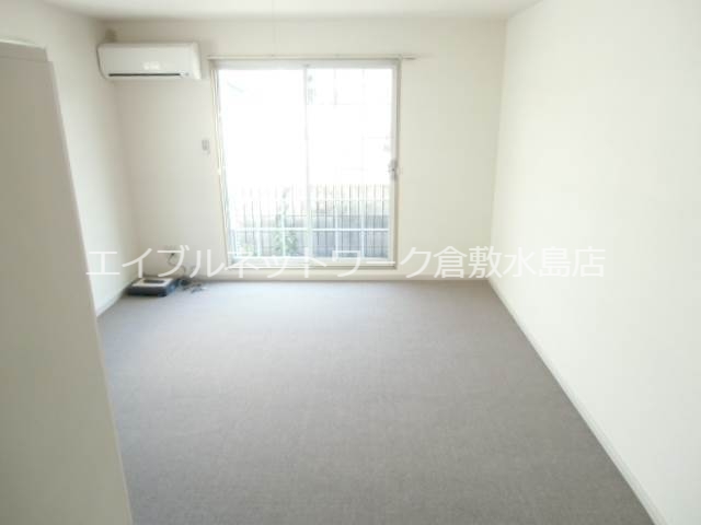 居室・リビング　類似物件の写真です