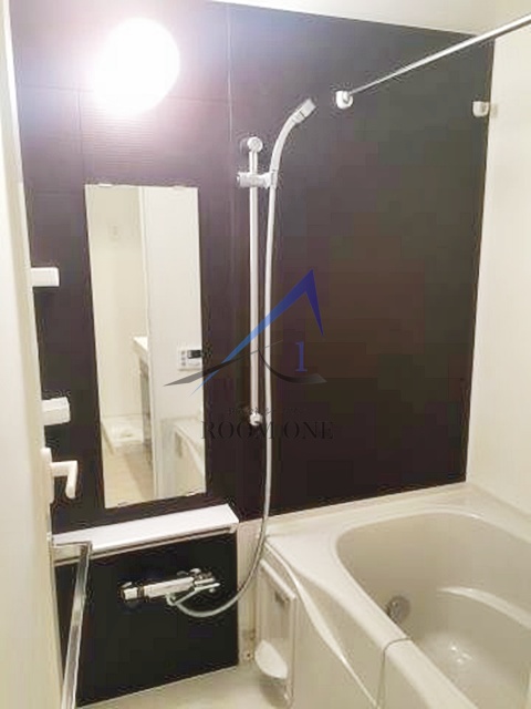 バス・シャワールーム　お風呂です。