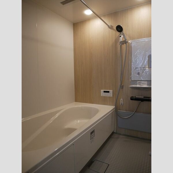 バス・シャワールーム　浴室