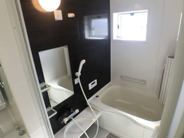 バス・シャワールーム　追い焚き給湯