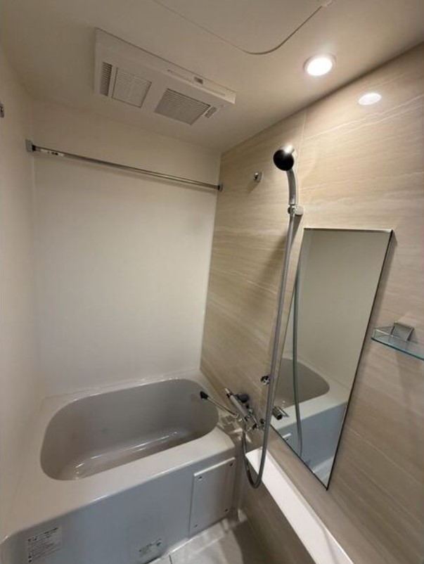 バス・シャワールーム　浴室