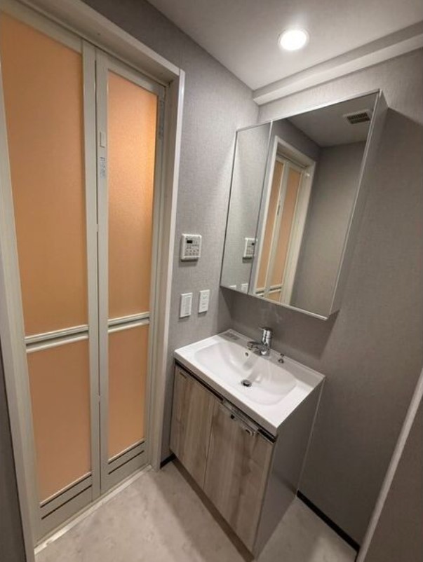 洗面設備　洗髪洗面化粧台